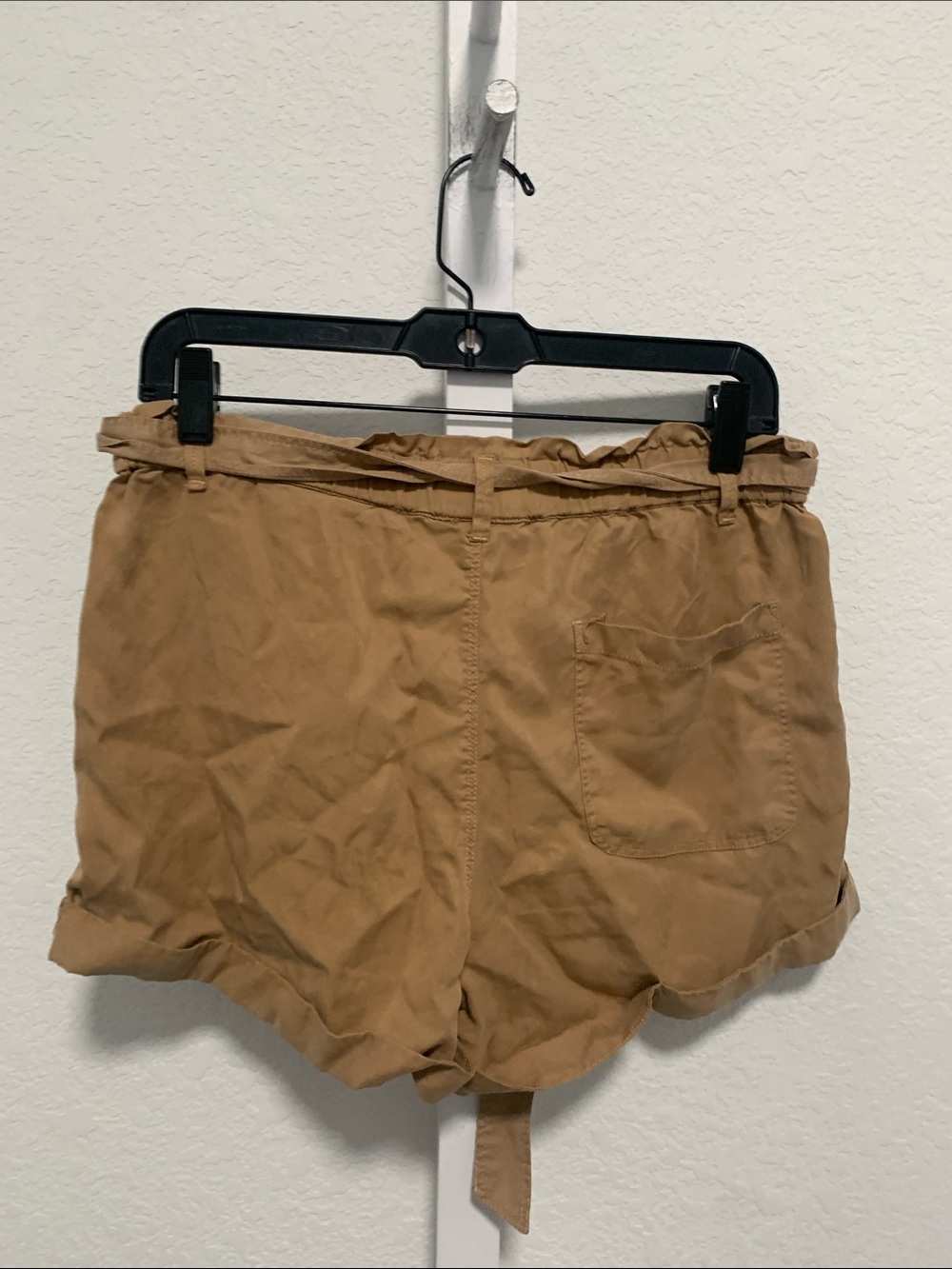 Aerie Tan Tie-Waist Lyocell High Waisted Cuffed Relaxed Shorts - Picture 5 of 10